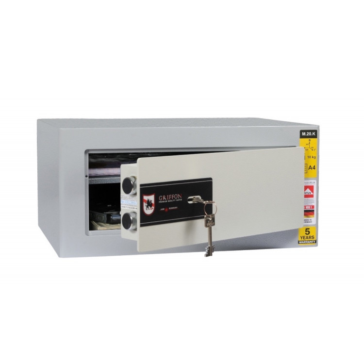 M.20.K open-750x750